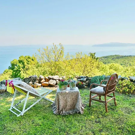 Holiday home Holiday Brituh Veprinac